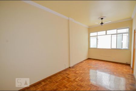 Sala de apartamento para alugar com 1 quarto, 50m² em Vila Isabel, Rio de Janeiro