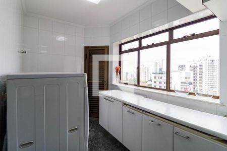 Apartamento para alugar com 450m², 4 quartos e 4 vagas Apartamento para alugar com 450m², 4 quartos e 4 vagasÁrea de Serviço