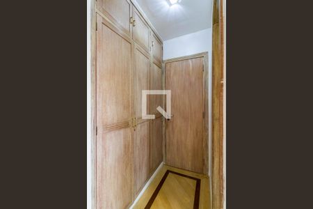 Apartamento para alugar com 450m², 4 quartos e 4 vagas Apartamento para alugar com 450m², 4 quartos e 4 vagasQuarto 3