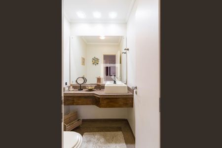 Apartamento para alugar com 450m², 4 quartos e 4 vagas Apartamento para alugar com 450m², 4 quartos e 4 vagasBanheiro Social