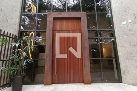 Apartamento para alugar com 450m², 4 quartos e 4 vagas Apartamento para alugar com 450m², 4 quartos e 4 vagasÁrea comum