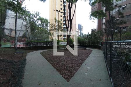 Apartamento para alugar com 450m², 4 quartos e 4 vagas Apartamento para alugar com 450m², 4 quartos e 4 vagasÁrea comum