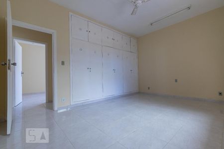 Casa à venda com 400m², 3 quartos e 5 vagasQuarto 2
