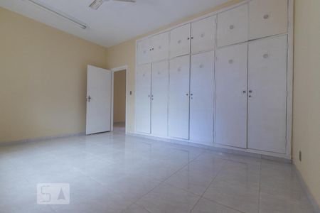 Casa à venda com 400m², 3 quartos e 5 vagasQuarto 2