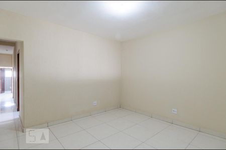 Sala de casa à venda com 2 quartos, 80m² em Taboão, Diadema