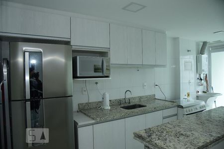 Apartamento para alugar com 75m², 2 quartos e 1 vagaCozinha