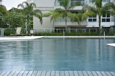 Apartamento para alugar com 75m², 2 quartos e 1 vagaÁrea comum - Piscina