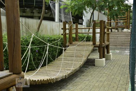 Apartamento para alugar com 75m², 2 quartos e 1 vagaÁrea Comum - Playground