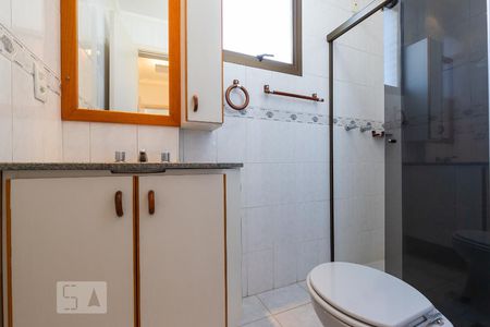 Apartamento à venda com 58m², 2 quartos e 1 vaga Apartamento à venda com 58m², 2 quartos e 1 vagaBanheiro social