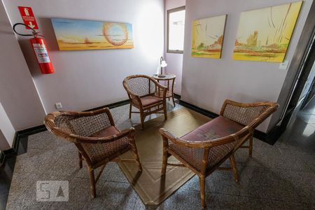 Apartamento à venda com 58m², 2 quartos e 1 vaga Apartamento à venda com 58m², 2 quartos e 1 vagaÁrea comum - Hall social