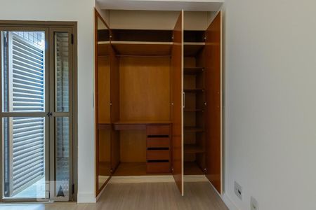 Quarto da suíte de apartamento à venda com 2 quartos, 58m² em Cambuí, Campinas