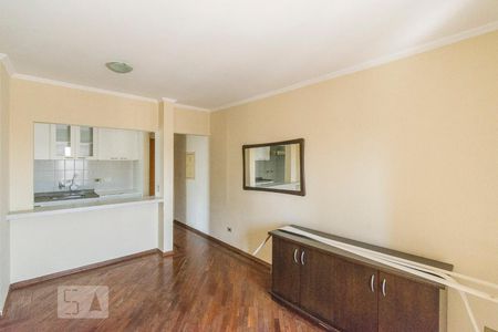 Sala de apartamento para alugar com 3 quartos, 75m² em Jardim Ester, São Paulo