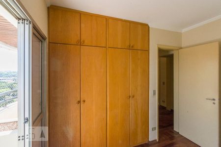 Suite de apartamento para alugar com 3 quartos, 75m² em Jardim Ester, São Paulo