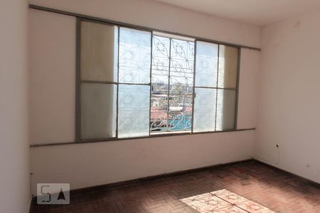 Sala de casa para alugar com 2 quartos, 70m² em Santa Cruz, Belo Horizonte