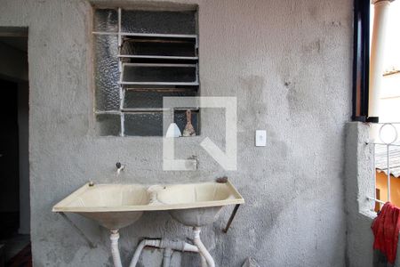 Casa para alugar com 70m², 2 quartos e sem vagaArea de Serviço