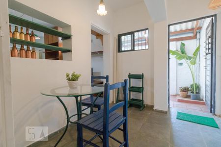 Cozinha de kitnet/studio para alugar com 1 quarto, 40m² em Cidade Universitária, Campinas