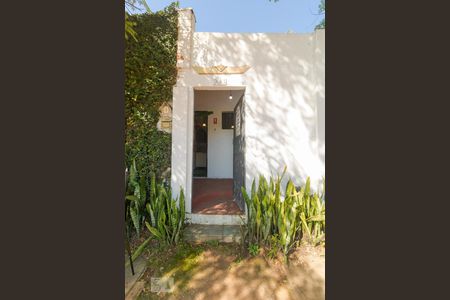 Studio para alugar com 40m², 1 quarto e 5 vagas Studio para alugar com 40m², 1 quarto e 5 vagasFachada