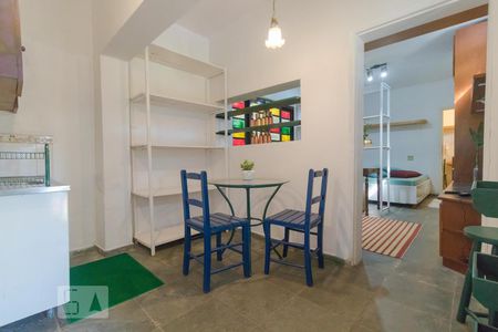 Studio para alugar com 40m², 1 quarto e 5 vagas Studio para alugar com 40m², 1 quarto e 5 vagasCozinha