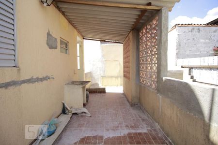 Casa para alugar com 90m², 2 quartos e 1 vagaÁrea de Serviço