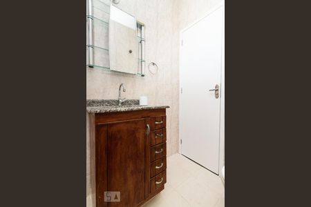 Banheiro de apartamento à venda com 2 quartos, 62m² em Engenho de Dentro, Rio de Janeiro