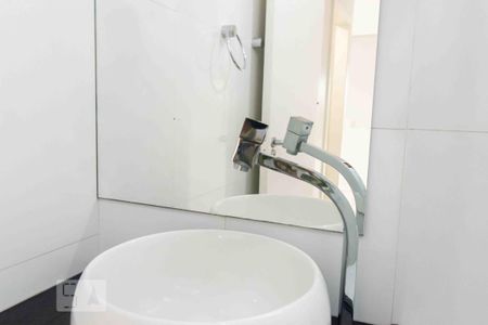 Pia do Banheiro 01 de casa à venda com 4 quartos, 120m² em Vicente Peres, Brasília