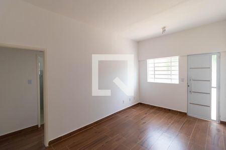 Casa para alugar com 120m², 3 quartos e 2 vagasSalas