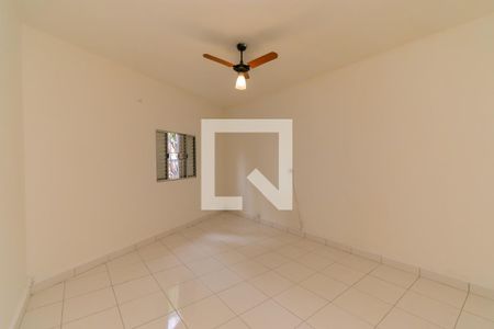 Quarto 1 de casa para alugar com 2 quartos, 90m² em Quinta da Paineira, São Paulo