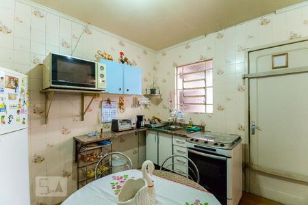 Cozinha de casa para alugar com 2 quartos, 90m² em Quinta da Paineira, São Paulo