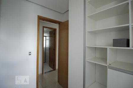 Quarto 3 de apartamento para alugar com 3 quartos, 80m² em Águas Claras, Brasília