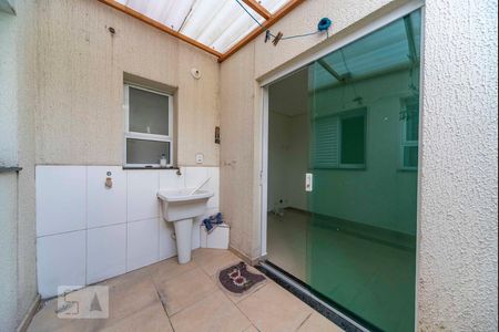 Apartamento para alugar com 72m², 2 quartos e 2 vagasÁrea de Serviço 