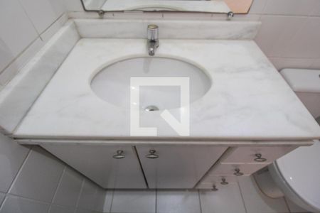 Lavabo de apartamento para alugar com 1 quarto, 58m² em Centro, Campinas