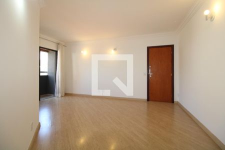 Sala de apartamento para alugar com 1 quarto, 58m² em Centro, Campinas