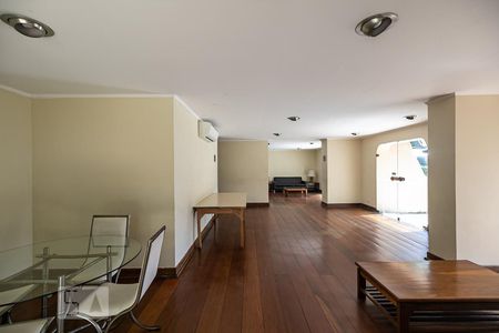 Apartamento à venda com 70m², 2 quartos e 1 vagaSalão de Festas