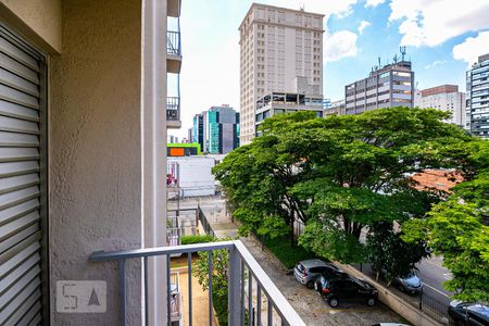 Apartamento à venda com 70m², 2 quartos e 1 vagaVaranda