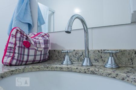 Banheiro de apartamento à venda com 1 quarto, 45m² em Centro, Rio de Janeiro
