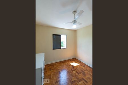 Casa para alugar com 100m², 2 quartos e 2 vagasQuarto 2