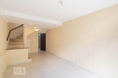 Sala de casa para alugar com 2 quartos, 100m² em Campo Belo, São Paulo