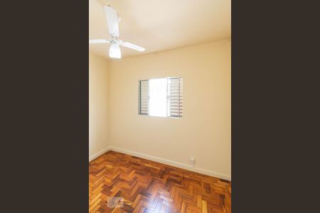 Quarto 1 de casa para alugar com 2 quartos, 100m² em Campo Belo, São Paulo