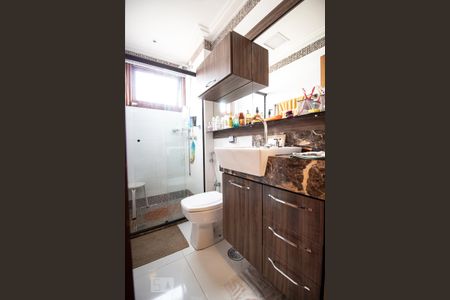 Apartamento à venda com 60m², 2 quartos e 2 vagas Apartamento à venda com 60m², 2 quartos e 2 vagasBanheiro