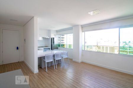 Apartamento para alugar com 80m², 2 quartos e 2 vagasSala / Cozinha