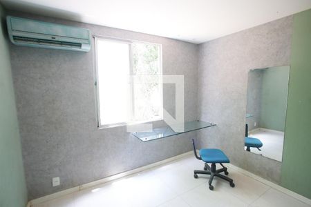 Quarto 1 de apartamento para alugar com 2 quartos, 64m² em Pechincha, Rio de Janeiro