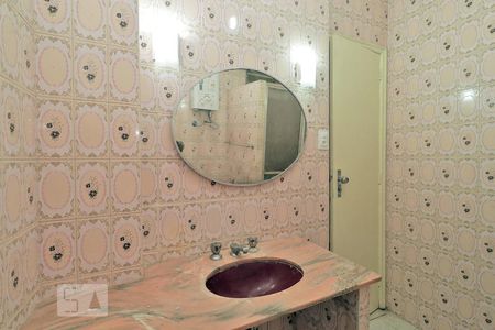 Apartamento para alugar com 90m², 3 quartos e sem vaga Apartamento para alugar com 90m², 3 quartos e sem vagaBanheiro Social.