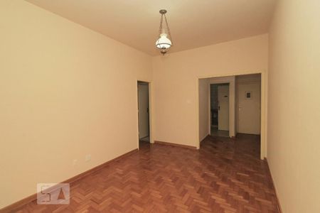 Sala. de apartamento para alugar com 3 quartos, 90m² em Copacabana, Rio de Janeiro