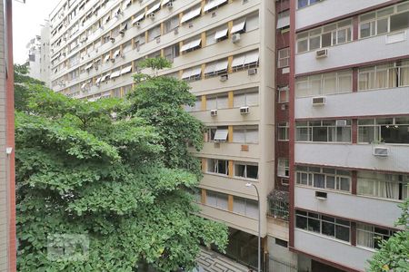 Vista Quarto 1. de apartamento para alugar com 3 quartos, 90m² em Copacabana, Rio de Janeiro