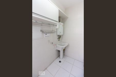 Apartamento para alugar com 121m², 3 quartos e 2 vagas Apartamento para alugar com 121m², 3 quartos e 2 vagasÁrea de Serviço