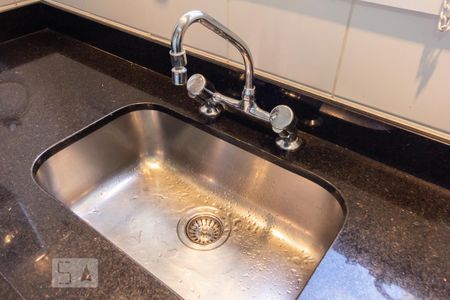 Apartamento para alugar com 121m², 3 quartos e 2 vagas Apartamento para alugar com 121m², 3 quartos e 2 vagasCozinha Pia