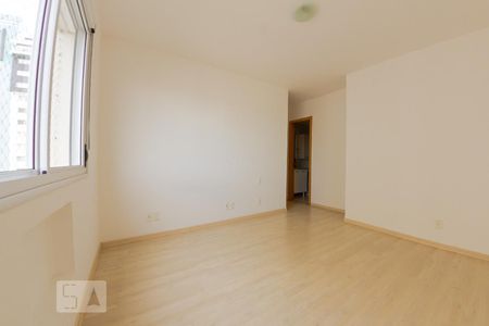 Quarto 1 -Suíte de apartamento para alugar com 2 quartos, 63m² em Passo da Areia, Porto Alegre