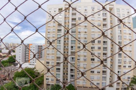 Vista do Quarto 2 de apartamento para alugar com 2 quartos, 63m² em Passo da Areia, Porto Alegre