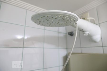 Apartamento à venda com 64m², 3 quartos e 1 vaga Apartamento à venda com 64m², 3 quartos e 1 vagaChuveiro