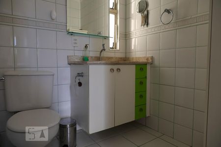 Apartamento à venda com 64m², 3 quartos e 1 vaga Apartamento à venda com 64m², 3 quartos e 1 vagaBanheiro